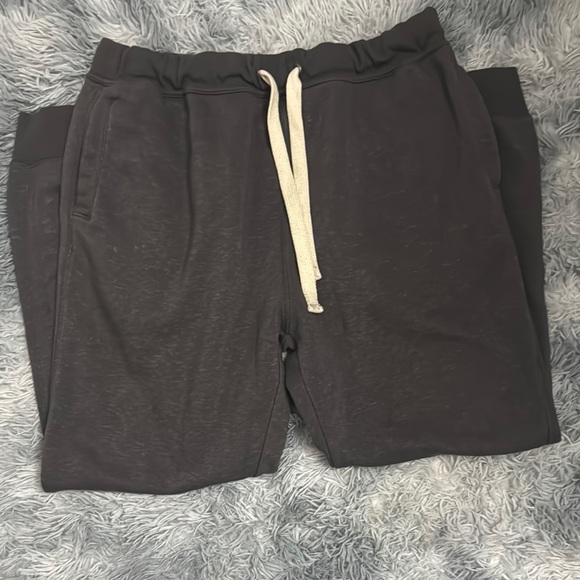 Men -Black Jogger Pants - Picture 3 of 5